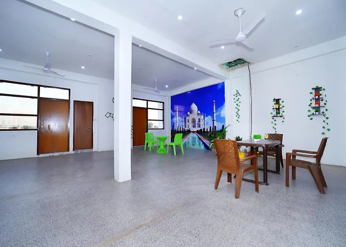 The Taj Wings Home Stay